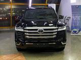 Toyota Land Cruiser Premium 70th Anniversary 2022 года за 85 000 000 тг. в Алматы – фото 2