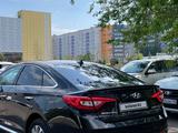 Hyundai Sonata 2016 года за 9 500 000 тг. в Петропавловск – фото 2