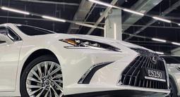 Lexus ES 250 Luxury 2.5 2022 года за 43 177 000 тг. в Алматы – фото 5