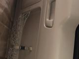 Обшивка задней двери на Lexus GX 470 за 35 000 тг. в Алматы