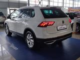 Volkswagen Tiguan Status 2.0 2022 года за 22 889 000 тг. в Караганда – фото 4