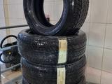 Зимняя резина Dunlop AT20 б/у 265/65/R17 за 140 000 тг. в Атырау