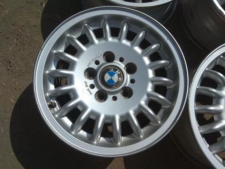 Оригинальные легкосплавные диски "13 стиль" на BMW 3 (Германия R1 за 85 000 тг. в Нур-Султан (Астана) – фото 3