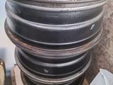 Рено Дастер комплект металлических дисков за 80 000 тг. в Алматы – фото 2