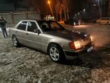 Mercedes-Benz E 200 1990 года за 1 900 000 тг. в Алматы – фото 3