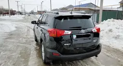 Toyota RAV 4 2015 года за 14 500 000 тг. в Уральск – фото 5