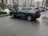 Hyundai Santa Fe 2021 года за 15 200 000 тг. в Астана