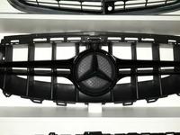 Решетка радиатора Mercedes w213 W 213 AMG за 150 000 тг. в Алматы