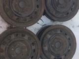 Субару диски 14 размер с месте калпаком за 20 000 тг. в Алматы – фото 4