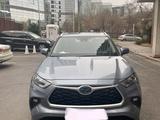 Toyota Highlander 2022 года за 31 000 000 тг. в Алматы