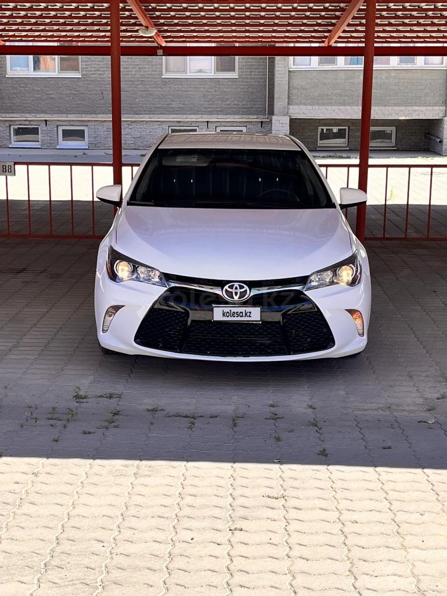 Toyota Camry 2014 г.