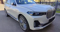 BMW X7 2022 года за 82 789 789 тг. в Астана – фото 2
