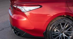 Диффузор заднего бампера Toyota Camry Renegade Design за 441 992 тг. в Алматы – фото 4