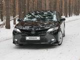 Toyota Camry 2018 года за 16 150 000 тг. в Петропавловск – фото 2