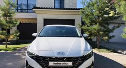 Hyundai Elantra 2022 года за 13 700 000 тг. в Костанай