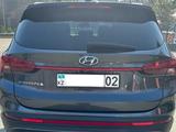 Hyundai Santa Fe 2021 года за 18 400 000 тг. в Алматы – фото 4