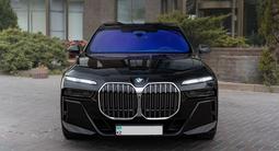 BMW 740 2022 года за 89 000 000 тг. в Алматы – фото 2